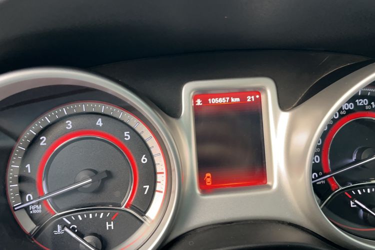 Used Dodge Journey 2013 2.4L Two-Wheel Drive Luxury Version Odometer Close Up
