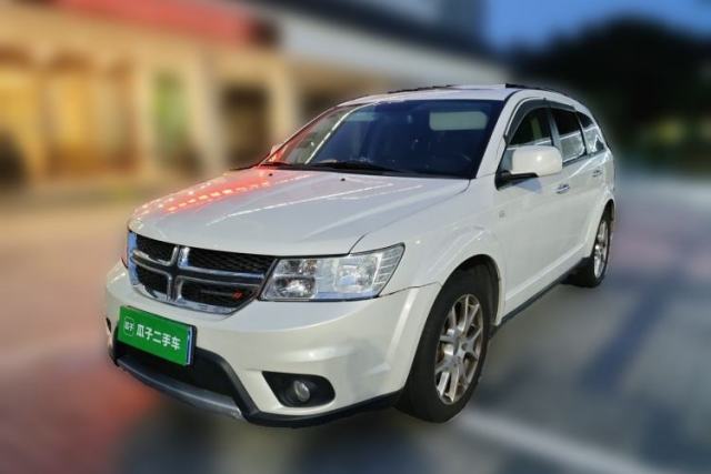 Used Dodge Journey 2013 2.4L Two-Wheel Drive Luxury Version