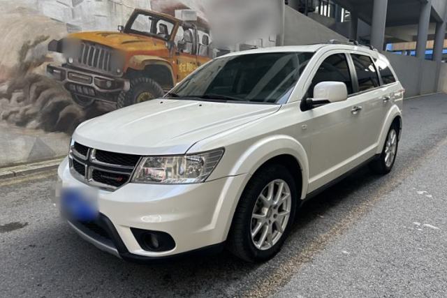 Used Dodge Journey 2013 2.4L Two-Wheel Drive Luxury Version