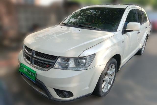 Used Dodge Journey 2013 2.4L Two-Wheel Drive Luxury Version
