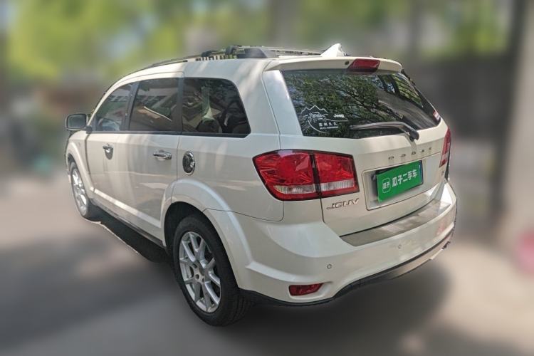 Used Dodge Journey 2013 2.4L Two-Wheel Drive Luxury Version Rear Left 45 Deg