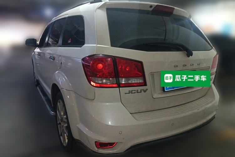Used Dodge Journey 2013 2.4L Two-Wheel Drive Luxury Version Rear Left 45 Deg