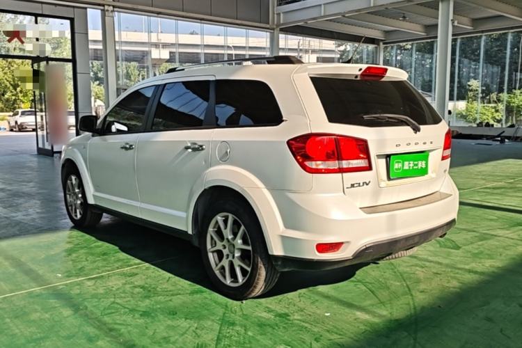 Used Dodge Journey 2013 2.4L Two-Wheel Drive Luxury Version Rear Left 45 Deg