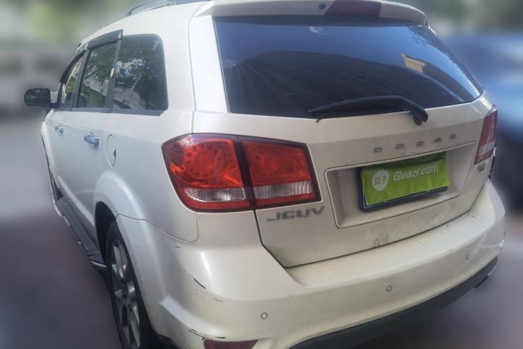 Used Dodge Journey 2013 2.4L Two-Wheel Drive Luxury Version Rear Left 45 Deg