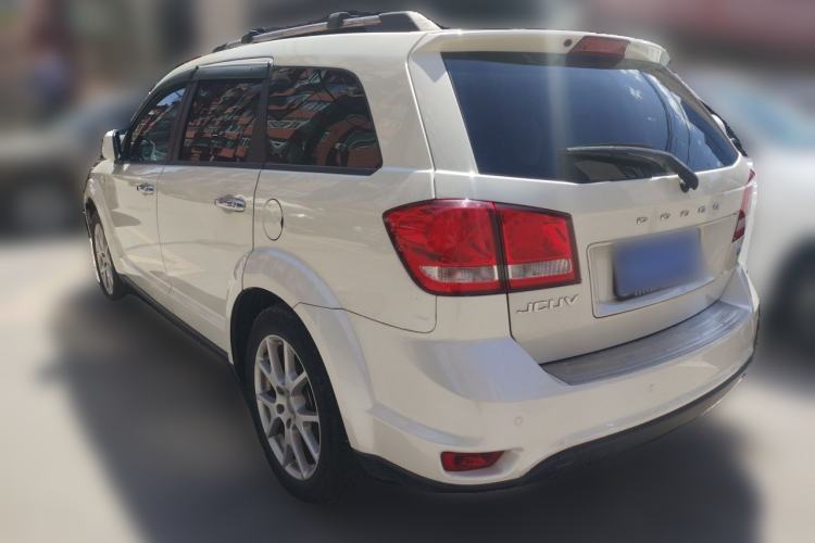 Used Dodge Journey 2013 2.4L Two-Wheel Drive Luxury Version Rear Left 45 Deg
