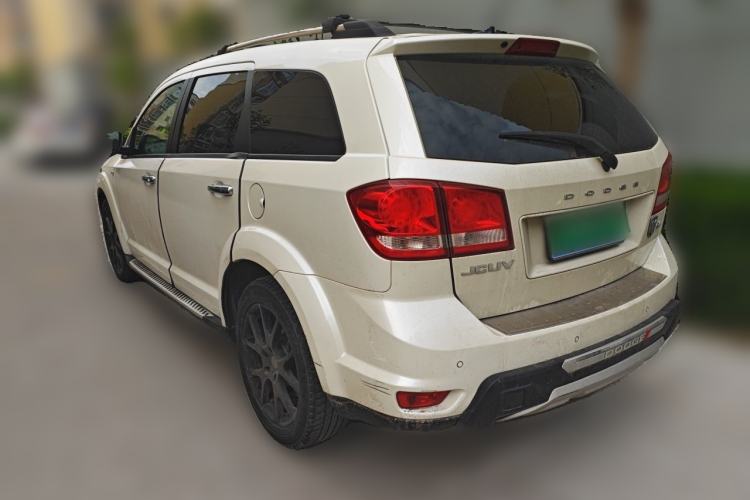 Used Dodge Journey 2013 2.4L Two-Wheel Drive Luxury Version Rear Left 45 Deg
