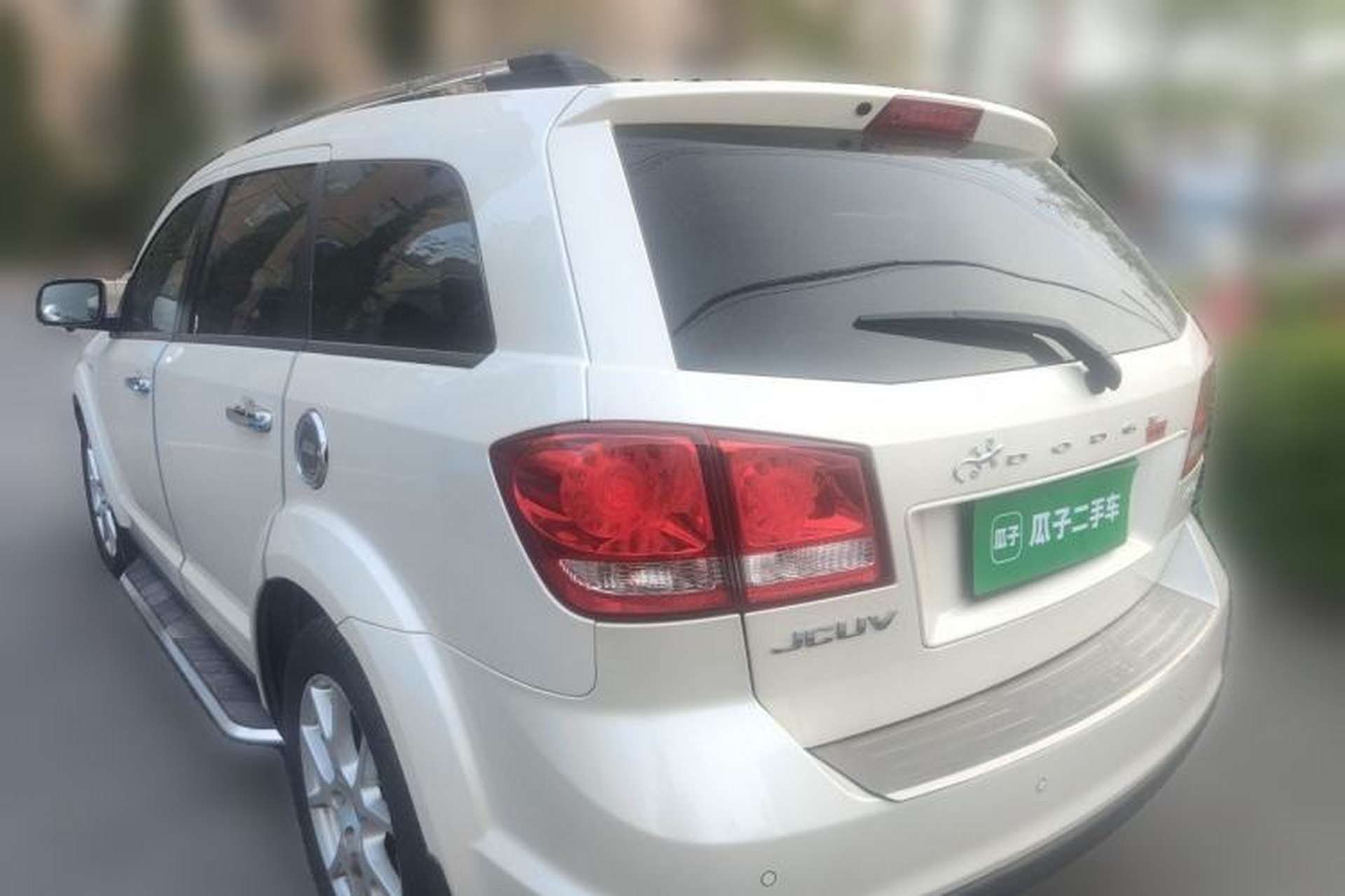 Used Dodge Journey 2013 2.4L Two-Wheel Drive Luxury Version Rear Left 45 Deg