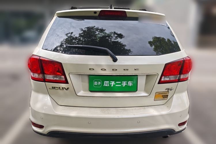 Used Dodge Journey 2013 2.4L Two-Wheel Drive Luxury Version Rear