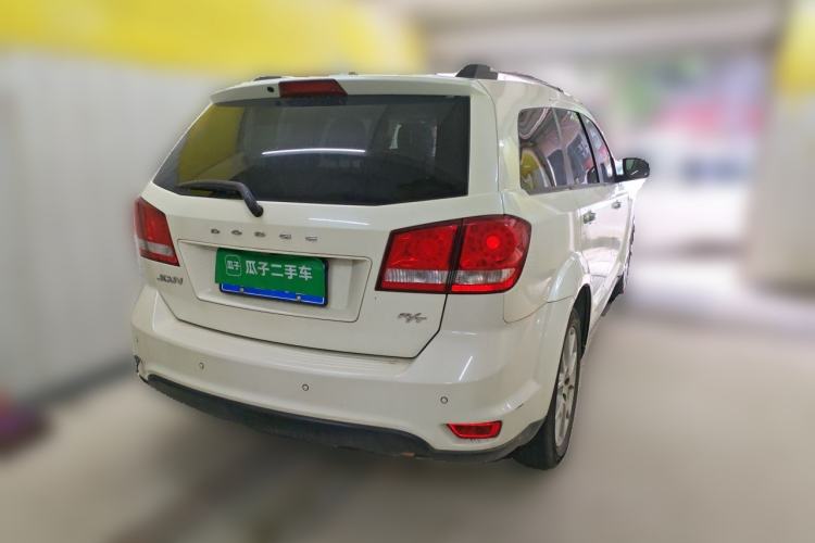 Used Dodge Journey 2013 2.4L Two-Wheel Drive Luxury Version Rear Right 45 Deg