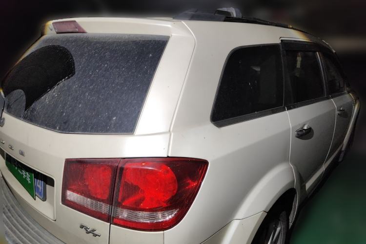 Used Dodge Journey 2013 2.4L Two-Wheel Drive Luxury Version Rear Right 45 Deg