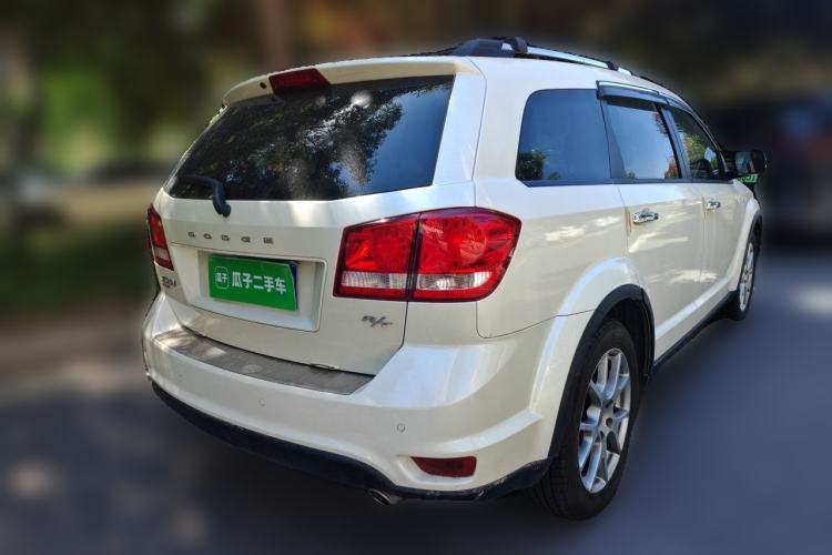 Used Dodge Journey 2013 3.6L Four-Wheel Drive Flagship Edition Rear Right 45 Deg
