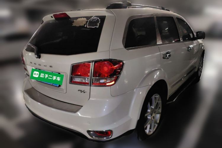 Used Dodge Journey 2013 2.4L Two-Wheel-Drive Smart Edition Rear Right 45 Deg