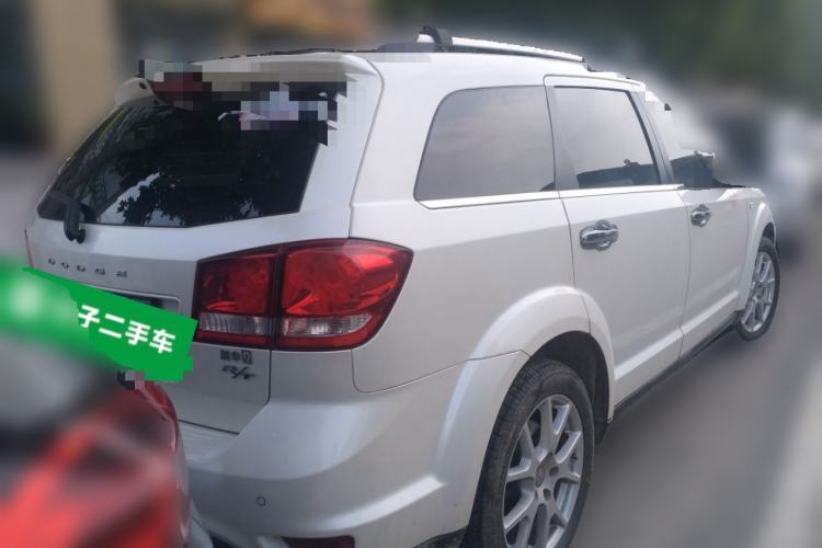 Used Dodge Journey 2013 2.4L Two-Wheel Drive Luxury Version Rear Right 45 Deg