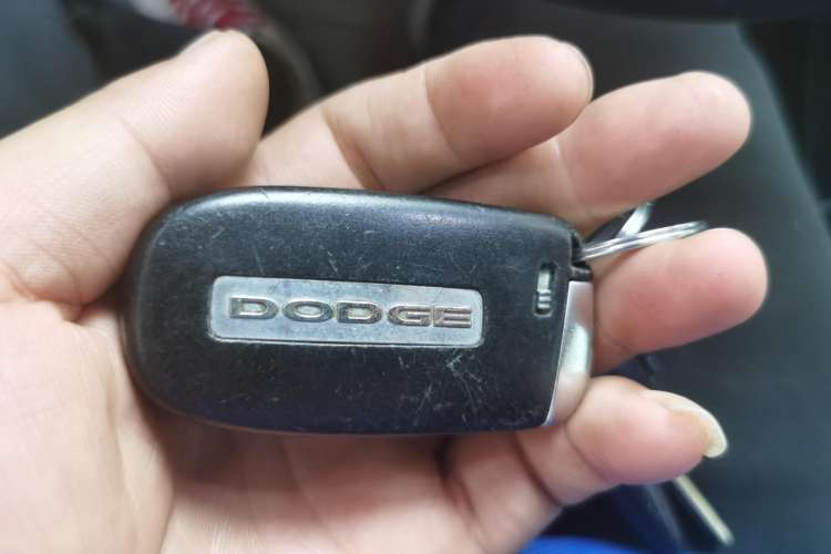 Used Dodge Journey 2013 2.4L Two-Wheel Drive Luxury Version Vehicle Key
