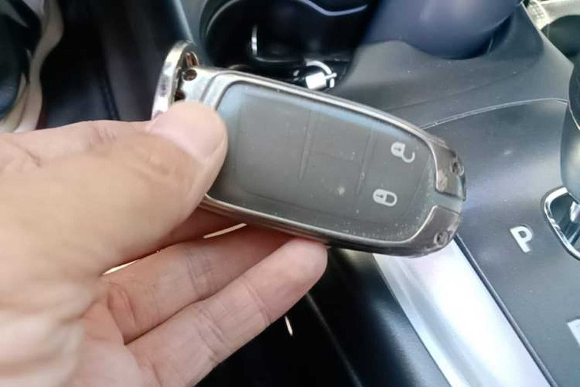 Used Dodge Journey 2013 3.6L Four-Wheel Drive Flagship Edition Vehicle Key