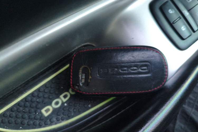 Used Dodge Journey 2013 2.4L Two-Wheel Drive Luxury Version Vehicle Key