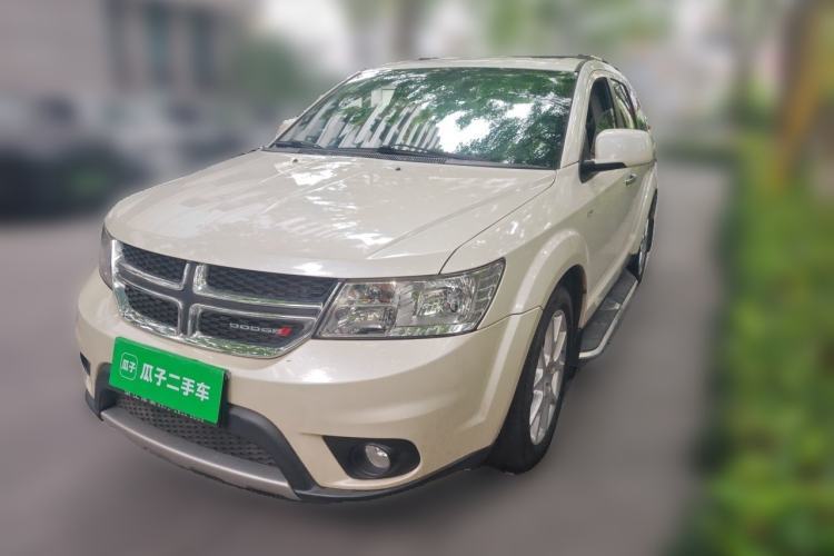 Used Dodge Journey 2013 2.4L Two-Wheel Drive Luxury Version Guazi used car, China used car export, Used car for sale, Used  cars, Cheapest cars for sale