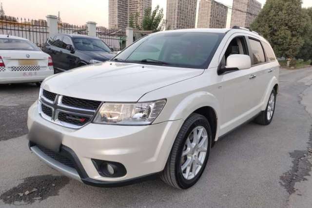 Used Dodge Journey 2013 2.4L Two-Wheel Drive Luxury Version
