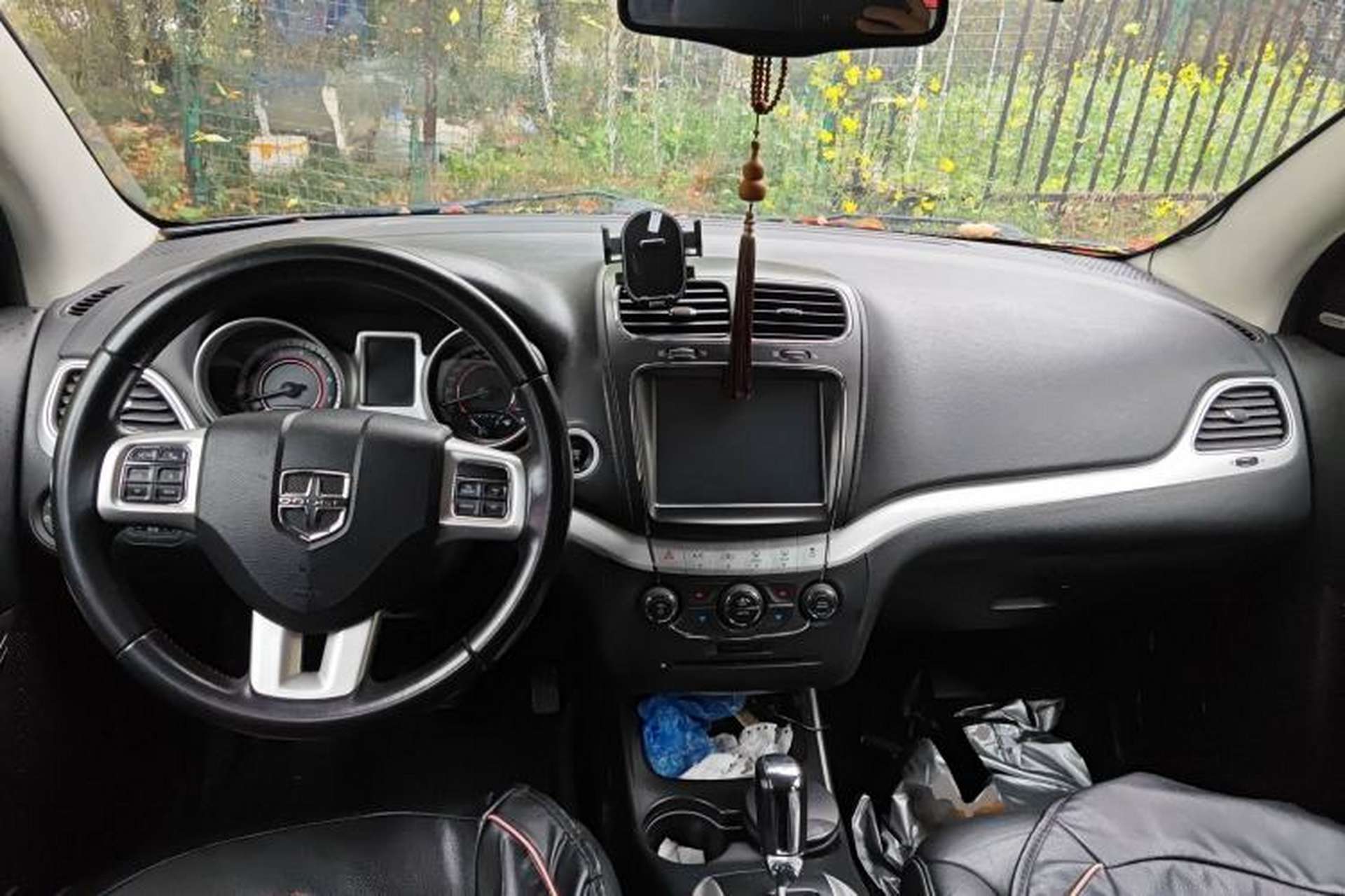 Used Dodge Journey 2014 2.4L Two-Wheel Drive Touring Edition Center Console