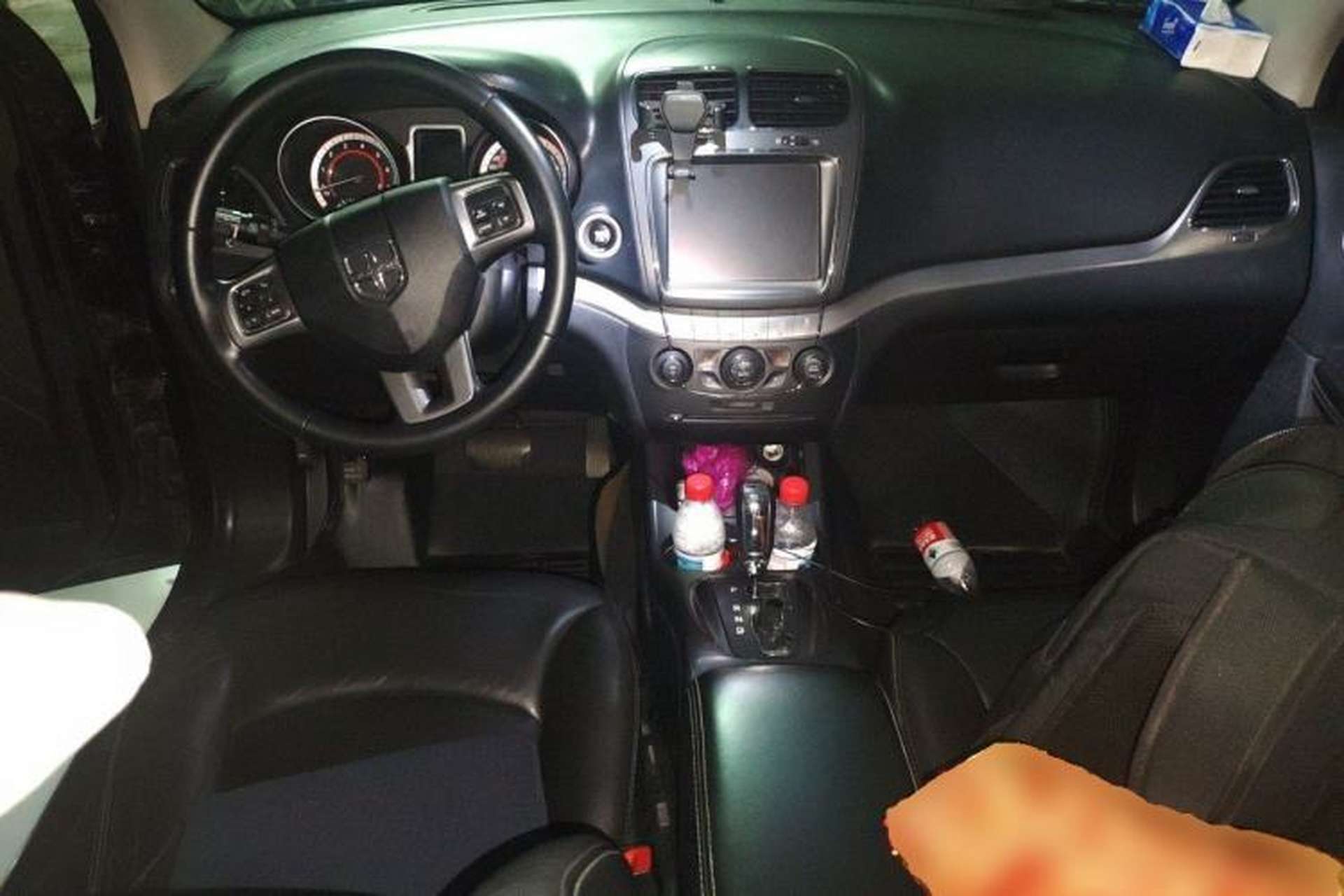 Used Dodge Journey 2014 2.4L Two-Wheel Drive Touring Edition Center Console