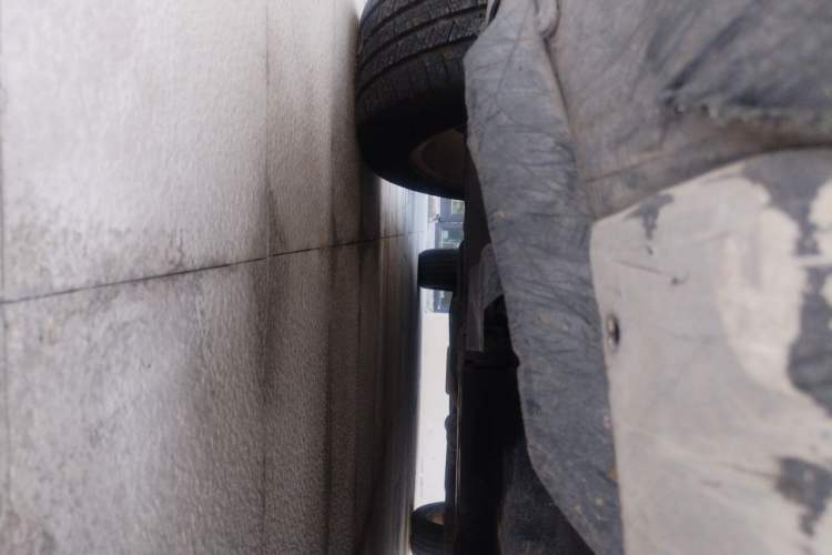 Used Dodge Journey 2014 2.4L Two-Wheel Drive Touring Edition Chassis Front Right