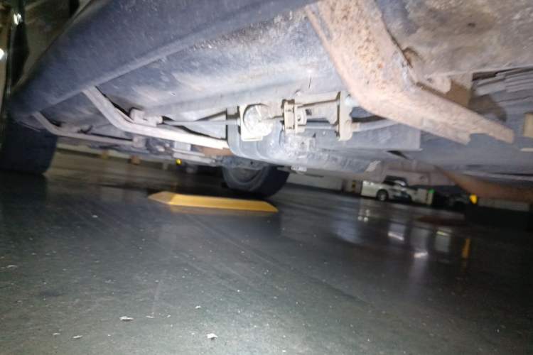Used Dodge Journey 2014 2.4L Two-Wheel Drive Touring Edition Chassis Rear Left