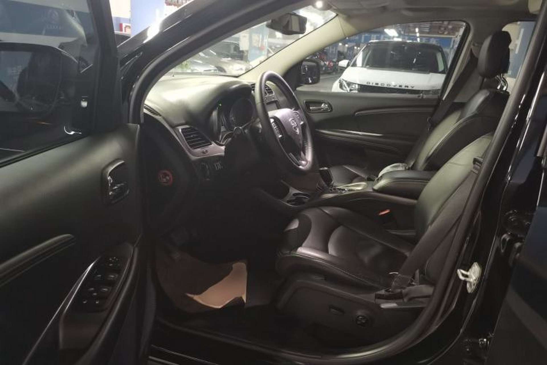 Used Dodge Journey 2014 2.4L Two-Wheel Drive Touring Edition Driver Seat