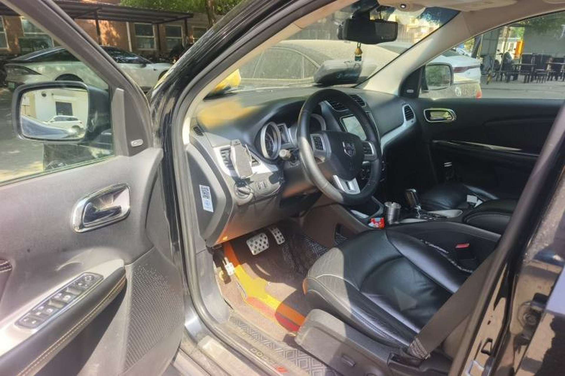 Used Dodge Journey 2014 2.4L Two-Wheel Drive Touring Edition Driver Seat
