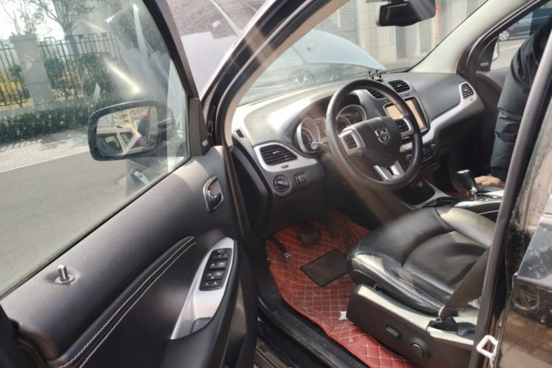 Used Dodge Journey 2014 2.4L Two-Wheel Drive Touring Edition Driver Seat