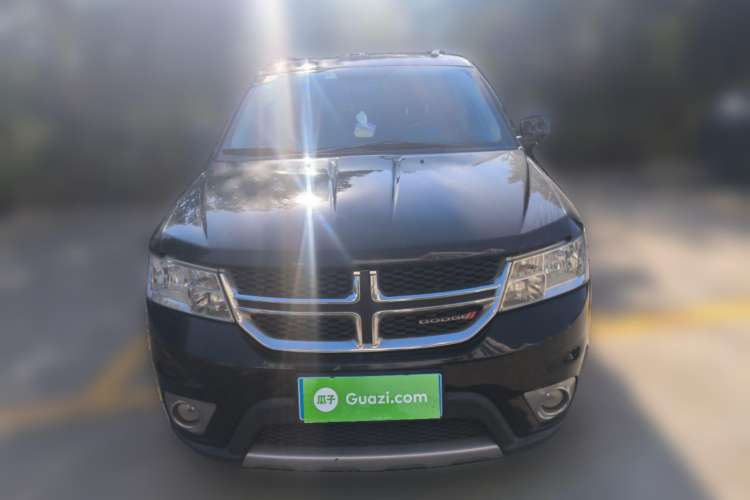 Used Dodge Journey 2014 2.4L Two-Wheel Drive Touring Edition Front