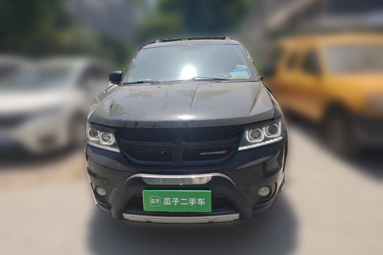 Used Dodge Journey 2014 2.4L Two-Wheel Drive Touring Edition Front