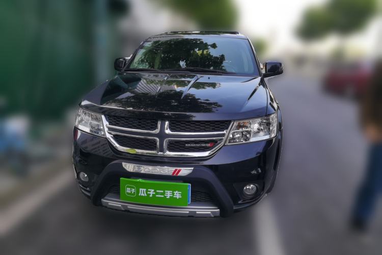 Used Dodge Journey 2014 2.4L Two-Wheel Drive Touring Edition Front