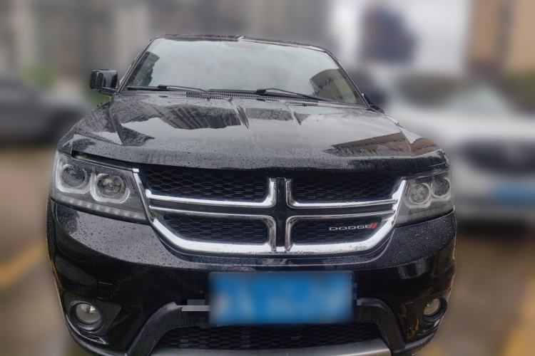 Used Dodge Journey 2014 2.4L Two-Wheel Drive Touring Edition Front