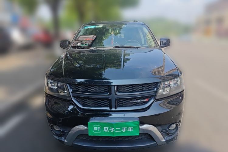 Used Dodge Journey 2014 2.4L Two-Wheel Drive Touring Edition Front