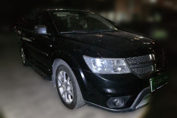 Used Dodge Journey 2014 2.4L Two-Wheel Drive Touring Edition Front Right 45 Deg