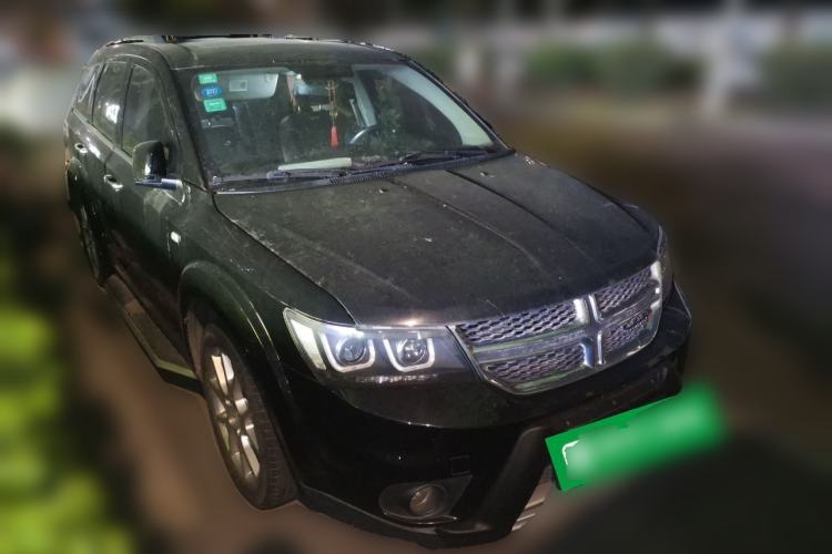 Used Dodge Journey 2014 2.4L Two-Wheel Drive Touring Edition Front Right 45 Deg