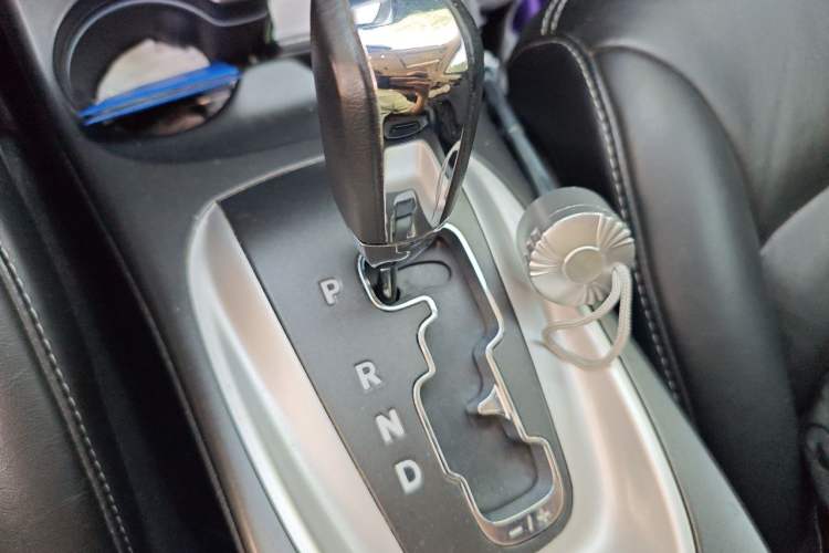 Used Dodge Journey 2014 2.4L Two-Wheel Drive Touring Edition Gear Lever