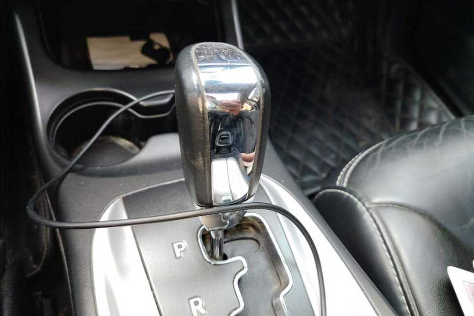 Used Dodge Journey 2014 2.4L Two-Wheel Drive Touring Edition Gear Lever