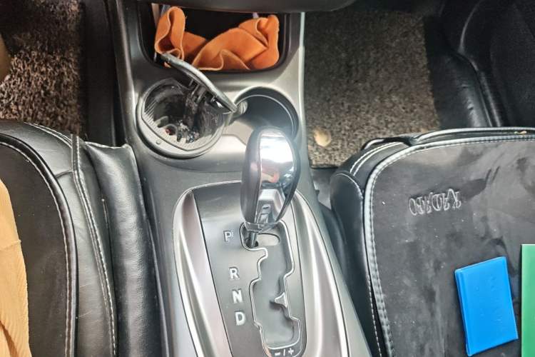 Used Dodge Journey 2014 2.4L Two-Wheel Drive Touring Edition Gear Lever