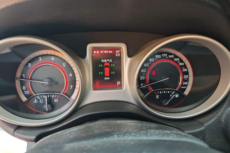 Used Dodge Journey 2014 2.4L Two-Wheel Drive Touring Edition Instrument Cluster