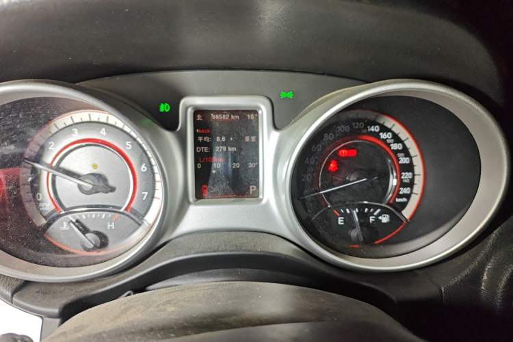 Used Dodge Journey 2014 2.4L Two-Wheel Drive Touring Edition Instrument Cluster