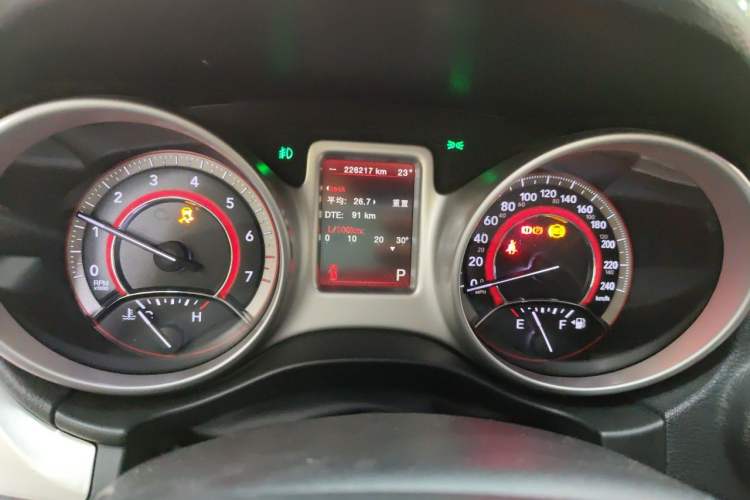 Used Dodge Journey 2014 2.4L Two-Wheel Drive Touring Edition Instrument Cluster