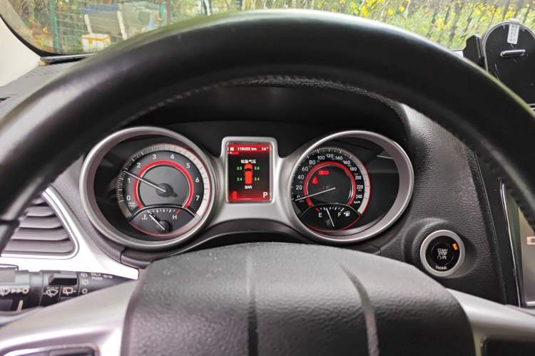 Used Dodge Journey 2014 2.4L Two-Wheel Drive Touring Edition Instrument Cluster