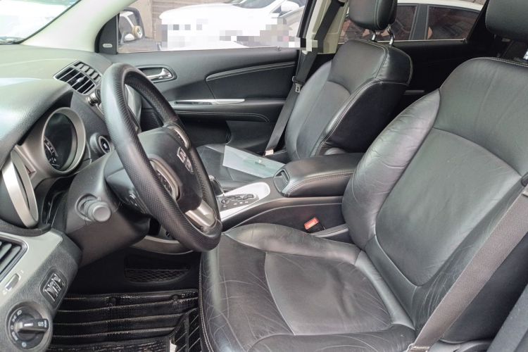 Used Dodge Journey 2014 2.4L Two-Wheel Drive Touring Edition Left Front Seat