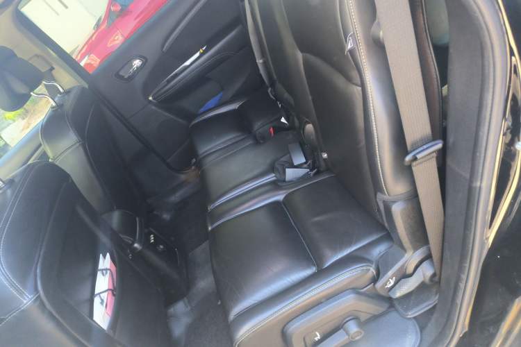 Used Dodge Journey 2014 2.4L Two-Wheel Drive Touring Edition Left Rear Seat