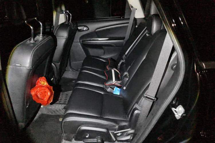 Used Dodge Journey 2014 2.4L Two-Wheel Drive Touring Edition Left Rear Seat