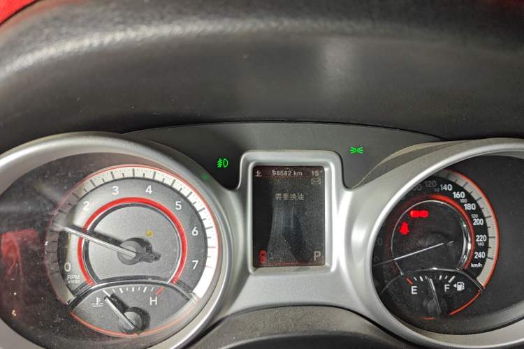 Used Dodge Journey 2014 2.4L Two-Wheel Drive Touring Edition Odometer Close Up