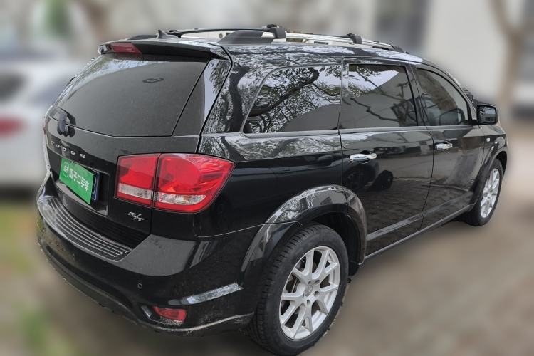 Used Dodge Journey 2014 2.4L Two-Wheel Drive Touring Edition Rear Right 45 Deg