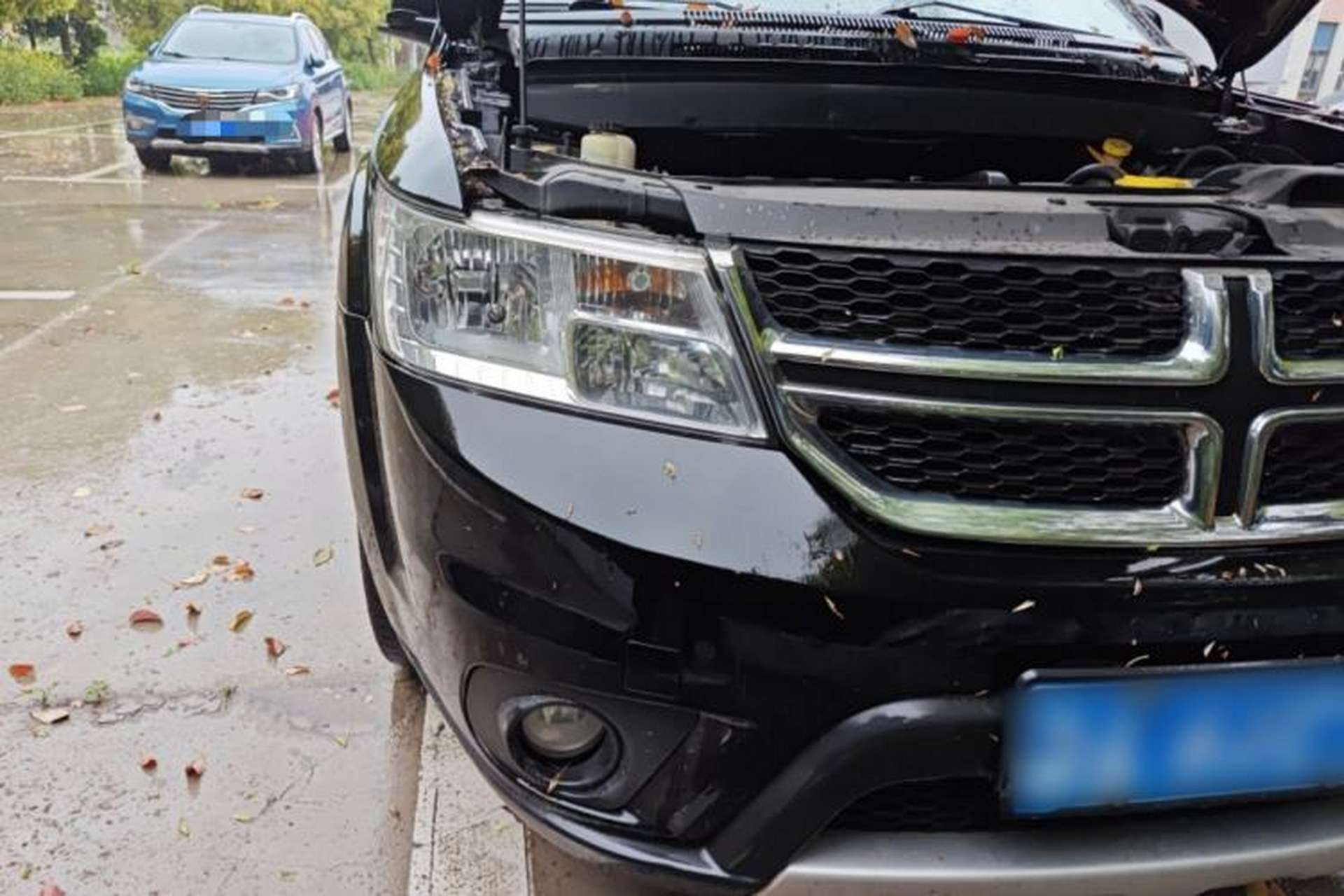 Used Dodge Journey 2014 2.4L Two-Wheel Drive Touring Edition Right Front Headlight