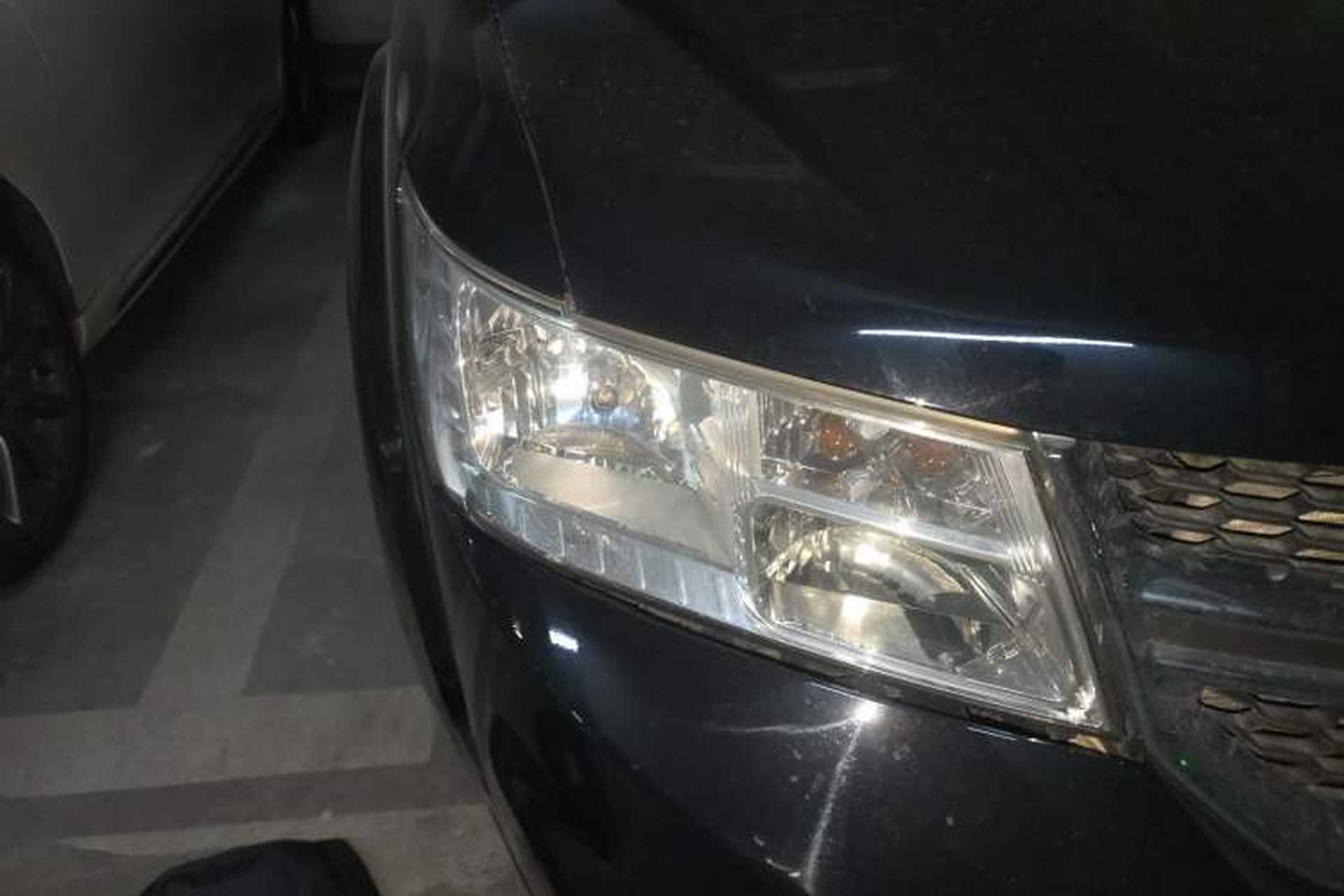 Used Dodge Journey 2014 2.4L Two-Wheel Drive Touring Edition Right Front Headlight